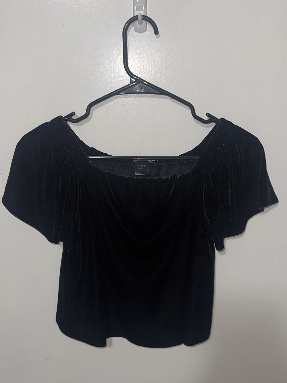 Aqua Black Velvet Off-Shoulder Crop Top XS